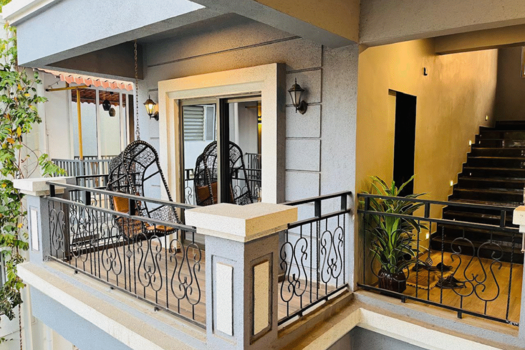 Couple-Friendly Luxury Villa Stay in Alibaug – Rahyatri Gokuldam