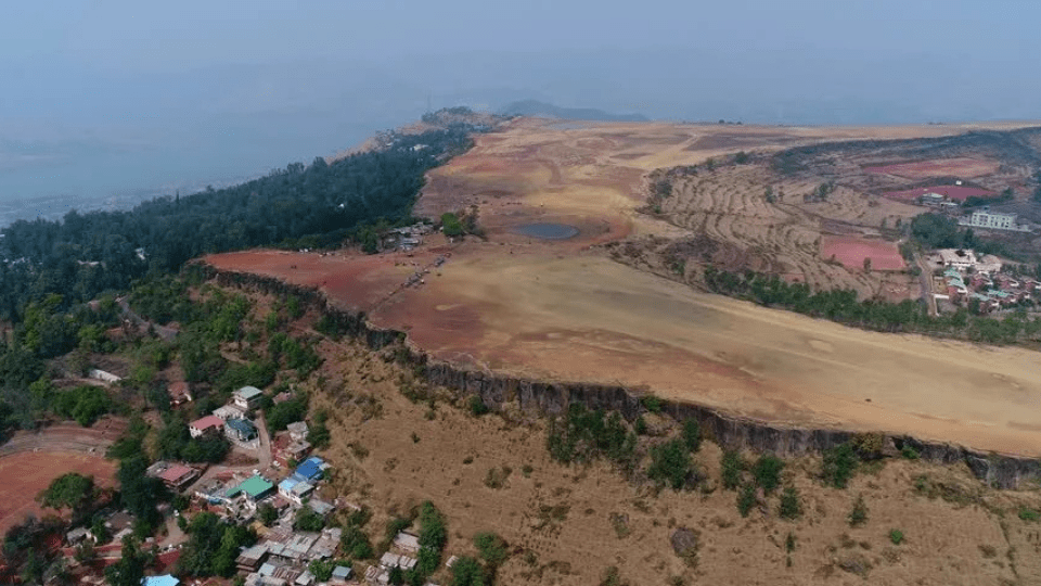 Table Land Panchgani – Asia’s Second Longest Mountain Plateau