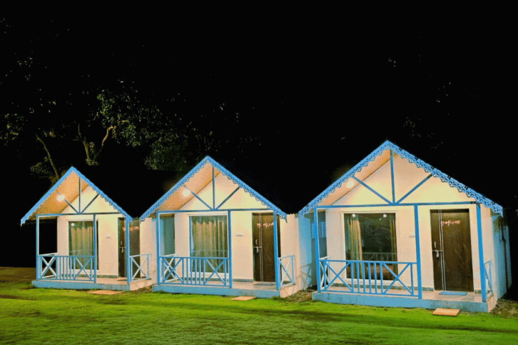 Rahyatri MoonGlow Stay – Couples’ Camping Experience Pawna Lake